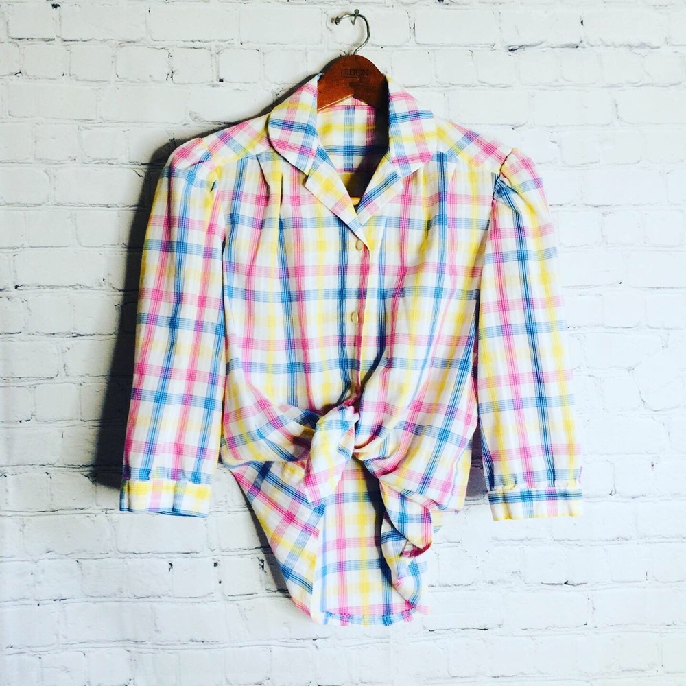 Vintage puff sleeves blouse